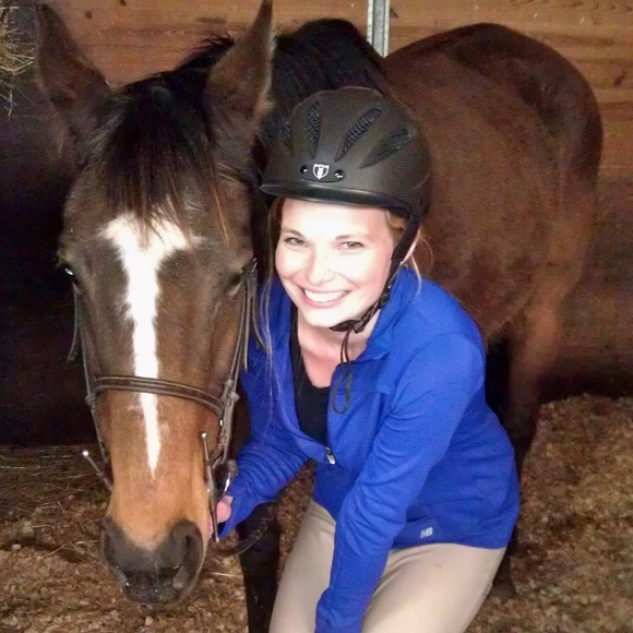 Meet your Posher, Kyle 🤗 - Picture 4 of 7